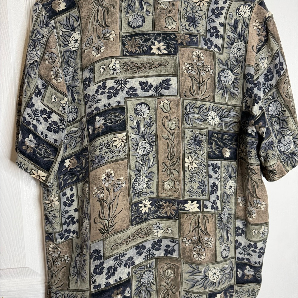 Floral Patterned Women's Shirt